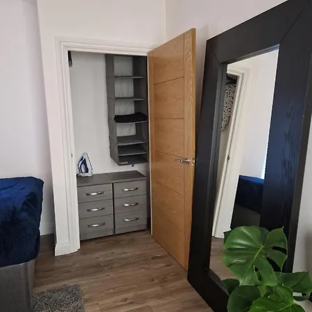Large Jewellery Quarter Apartment - Sleeps 7! New Birmingham Exterior photo